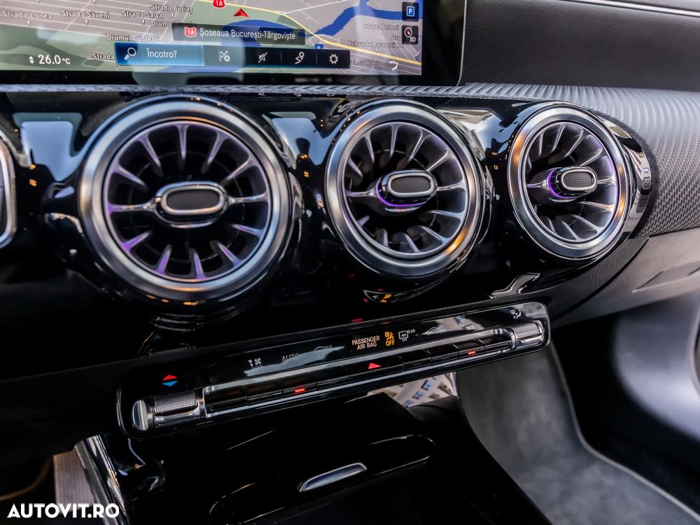 Mercedes-Benz A 180 7G-DCT - 26