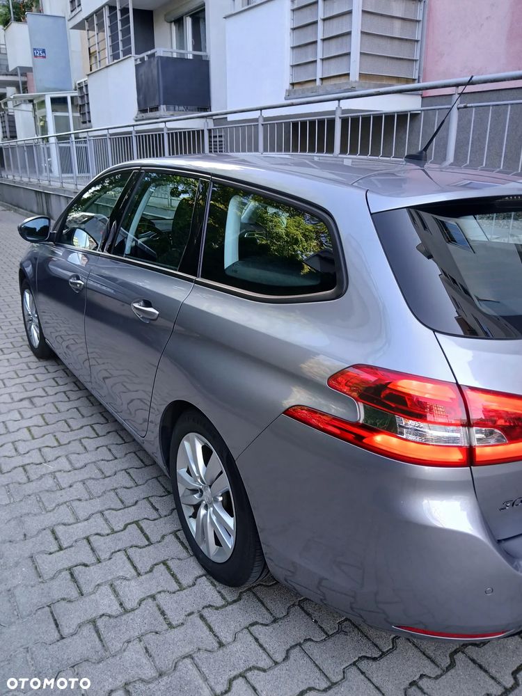 Peugeot 308 1.5 BlueHDi Allure S&S - 3