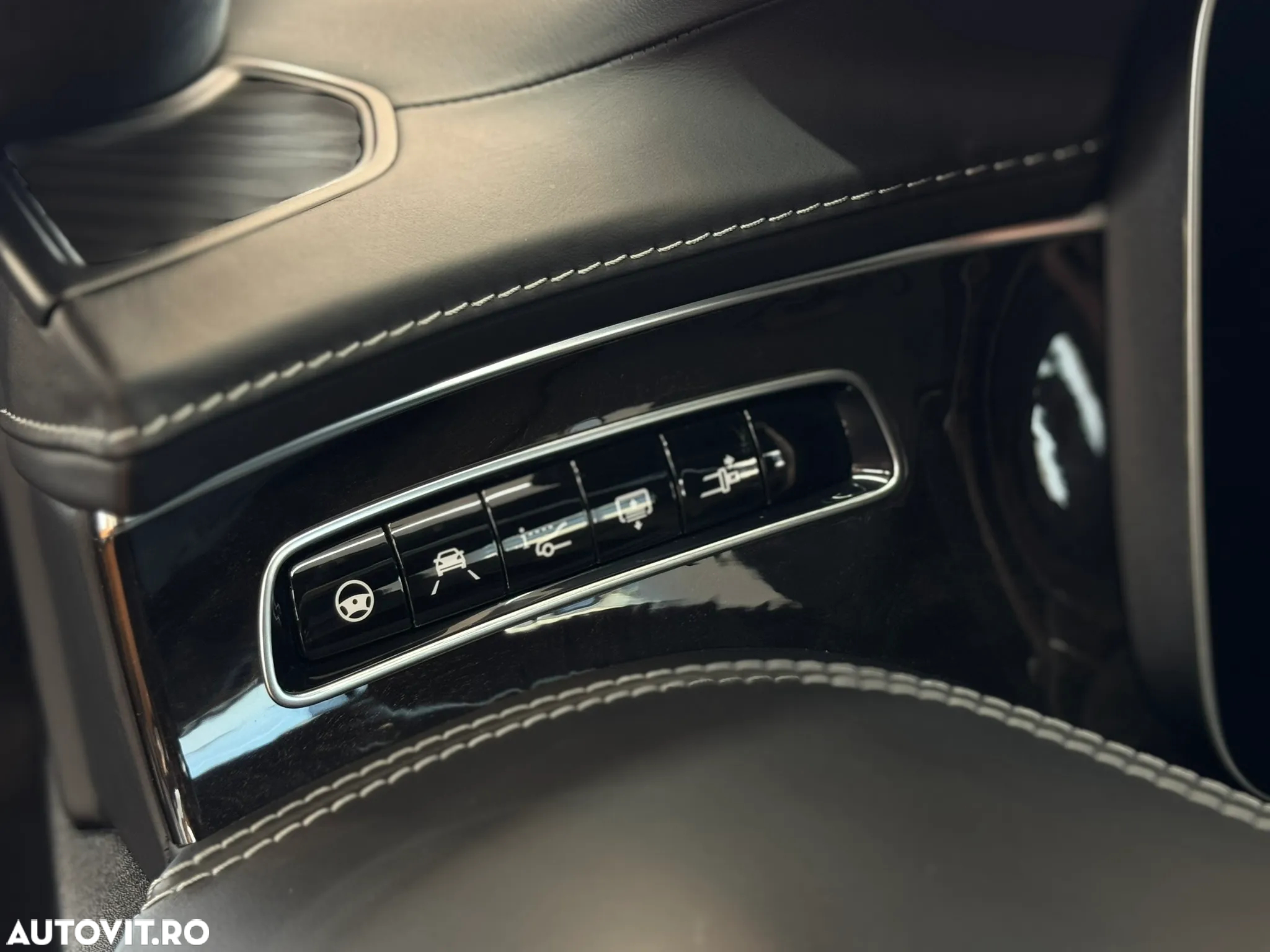 Mercedes-Benz S 560 Coupe Aut - 14