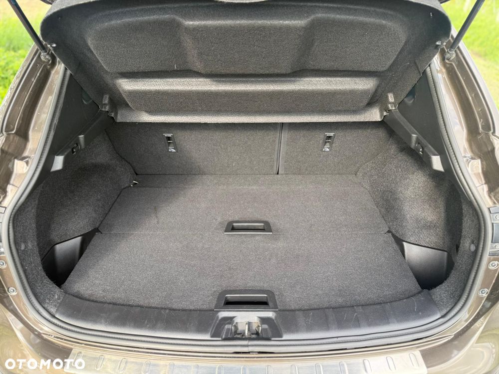 Nissan Qashqai 1.6 dCi Xtronic TEKNA+ - 14