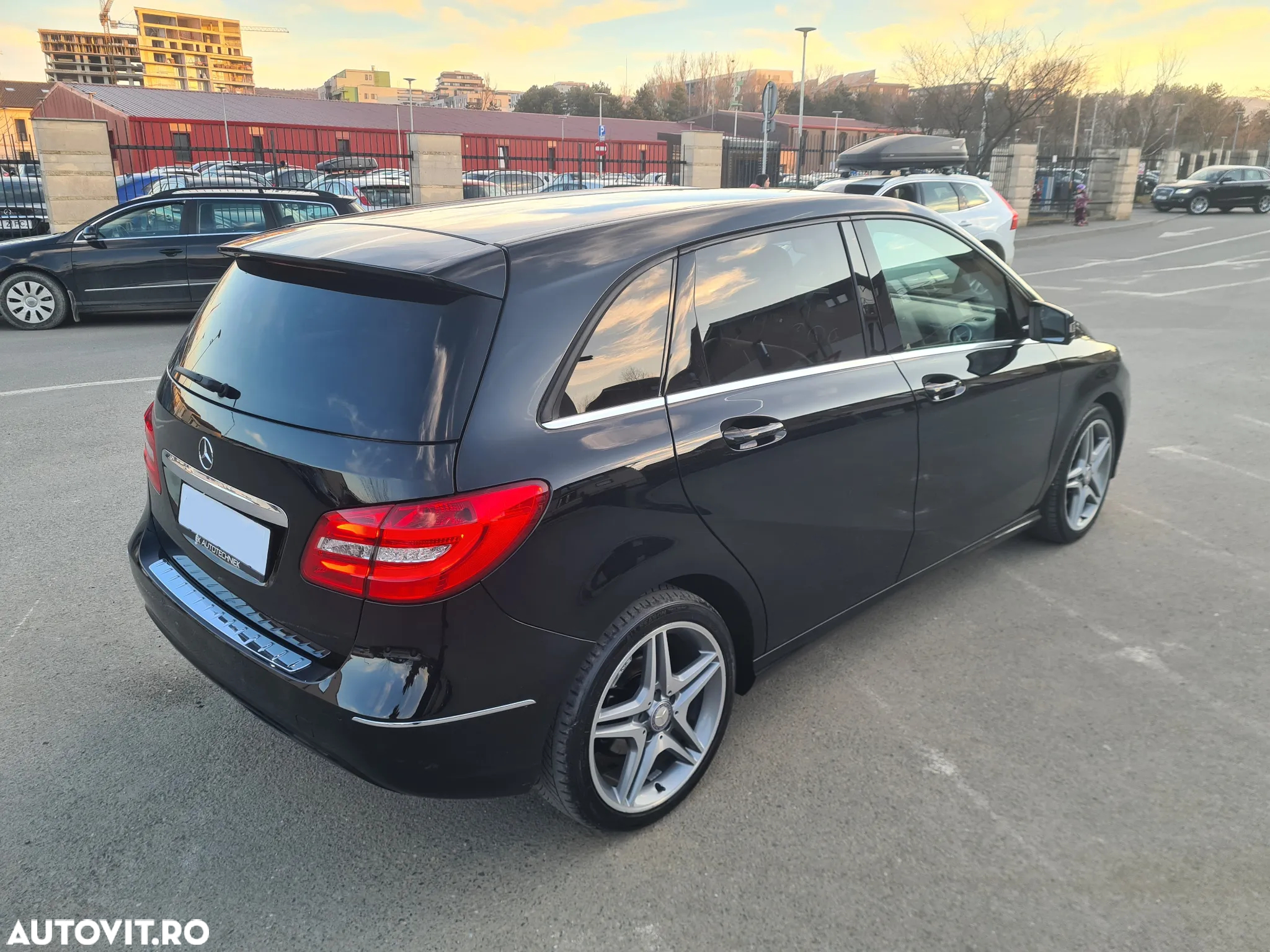Mercedes-Benz B 200 CDI (BlueEFFICIENCY) 7G-DCT - 3