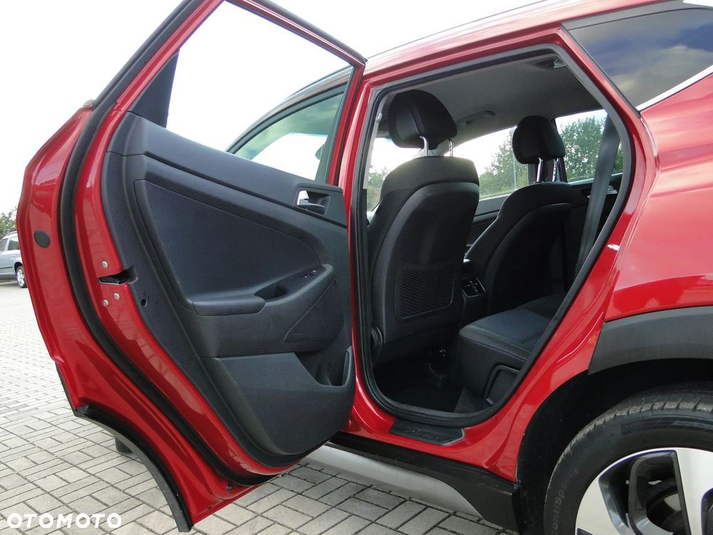Hyundai Tucson 2.0 CRDi Premium 4WD - 13
