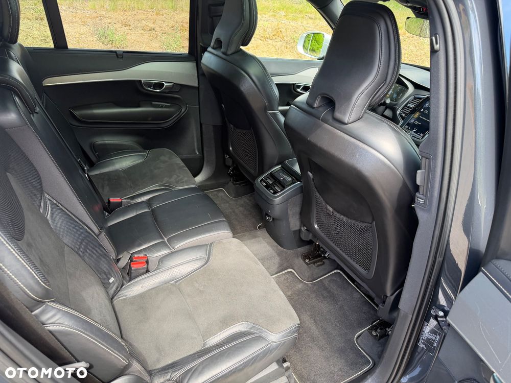 Volvo XC 90 D5 AWD Geartronic RDesign - 27