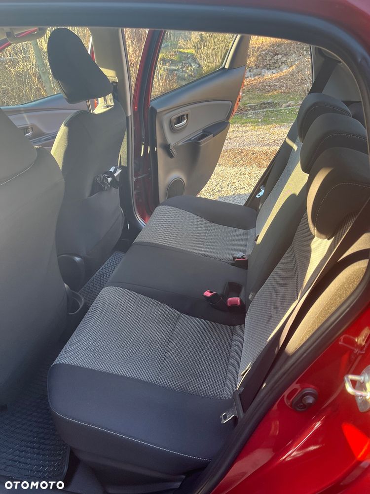 Toyota Yaris Hybrid 100 Life - 7