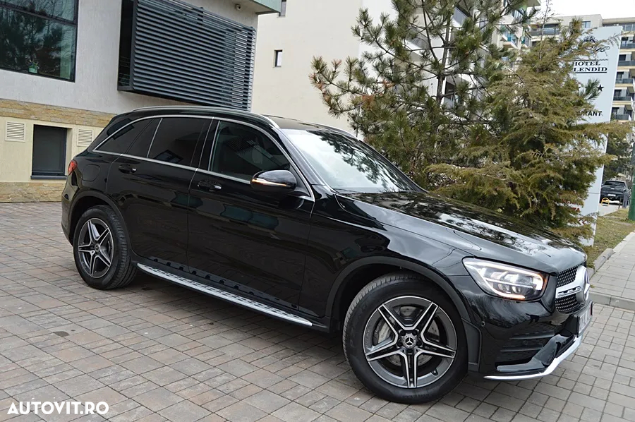 Mercedes-Benz GLC - 21