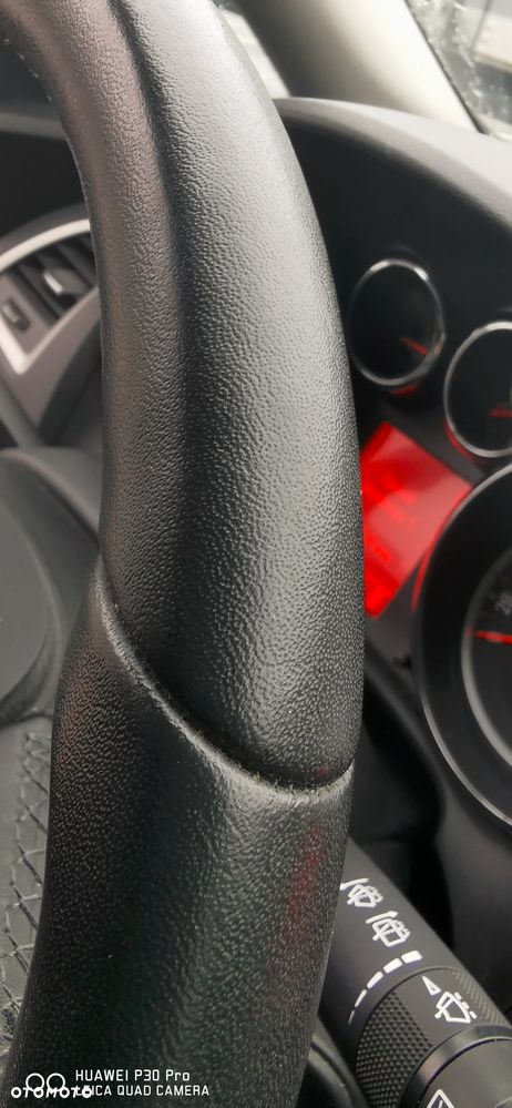 Opel Astra 1.4 Turbo Design Edition - 11