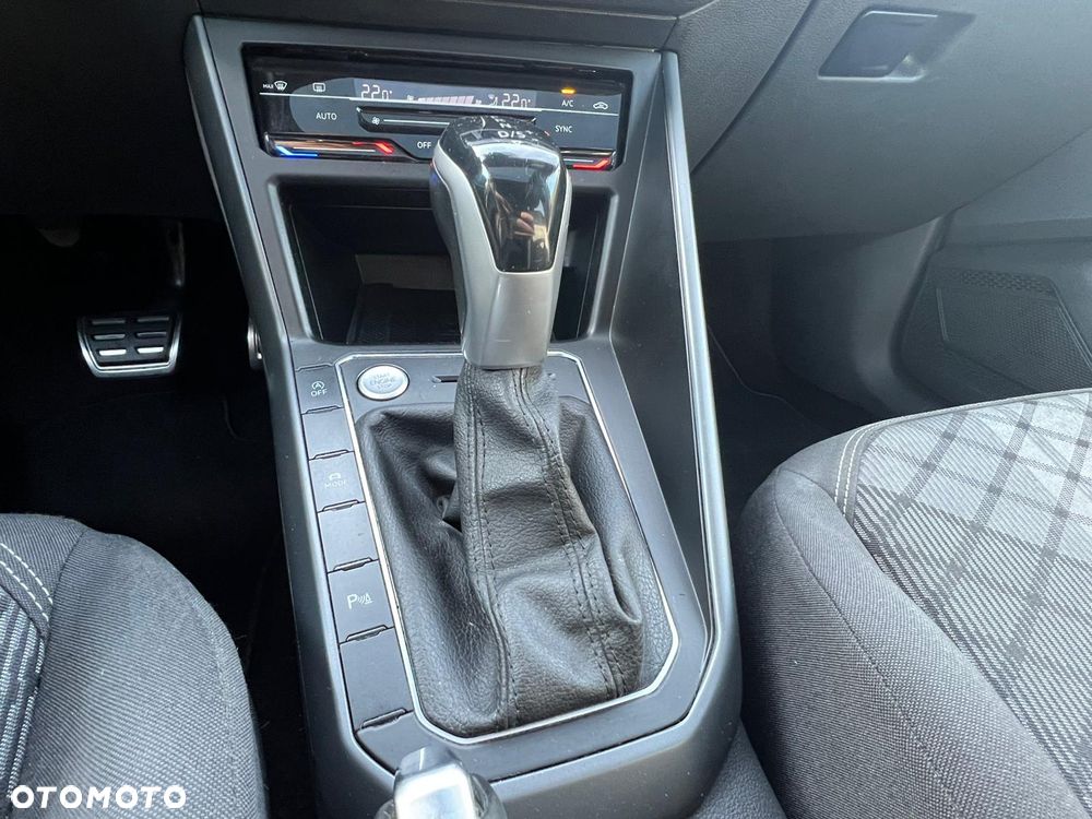 Volkswagen Polo 1.0 TSI OPF DSG R-Line - 17