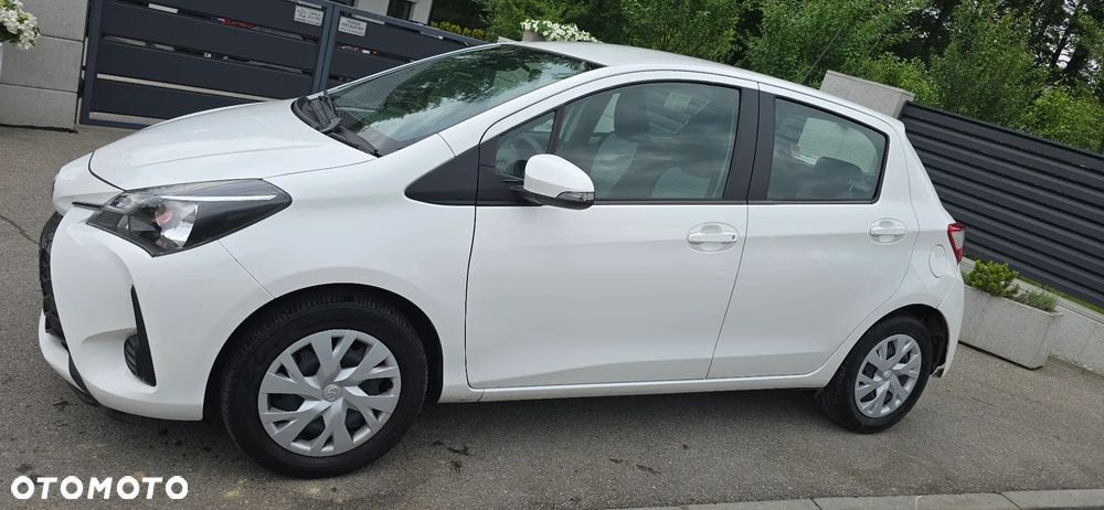 Toyota Yaris 1.5 VVT-iE Comfort - 4