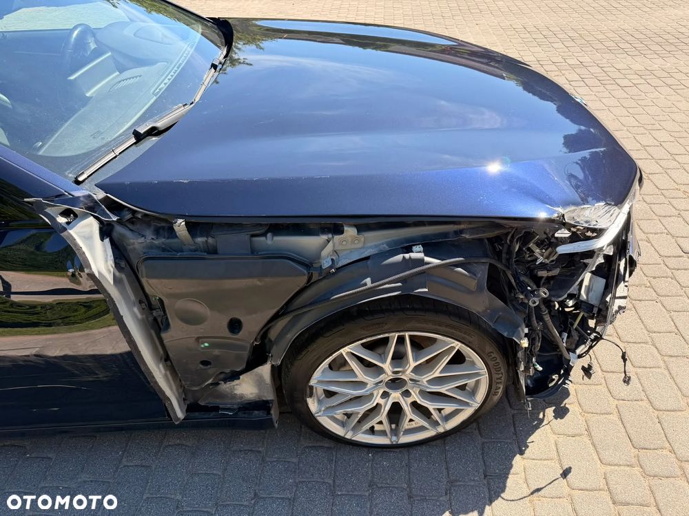 BMW Seria 5 530e iPerformance xDrive - 28