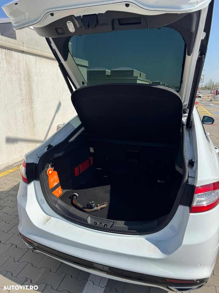 Ford Mondeo 1.6 TDCi ECOnetic Start-Stopp Titanium - 13