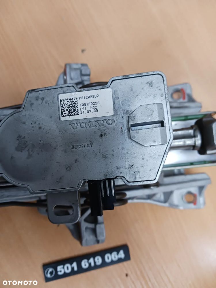 Blokada kierownicy Volvo S40 V50 C30 C70 31202262