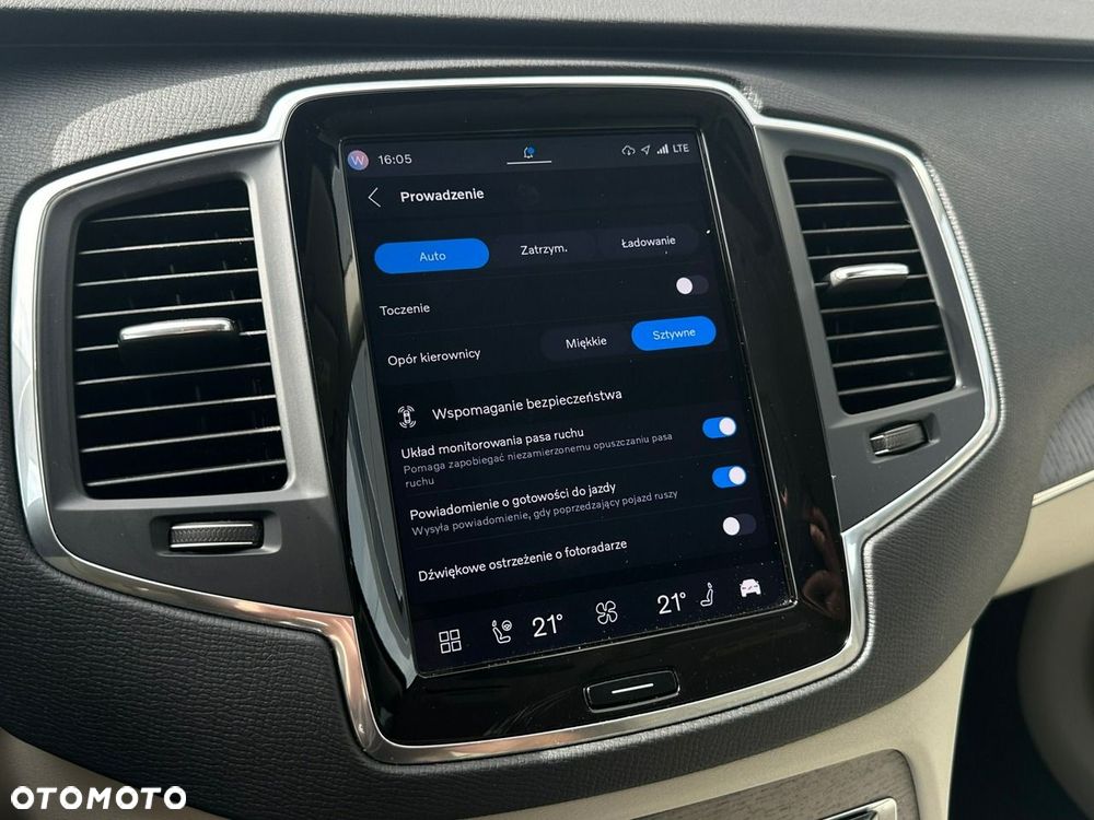 Volvo XC 90 - 35