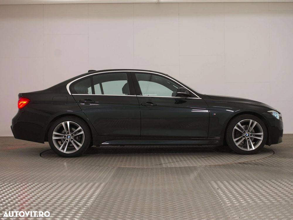 BMW Seria 3 320d M Sport - 7