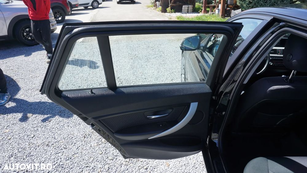 BMW Seria 3 318d Aut. Blue Performance - 8