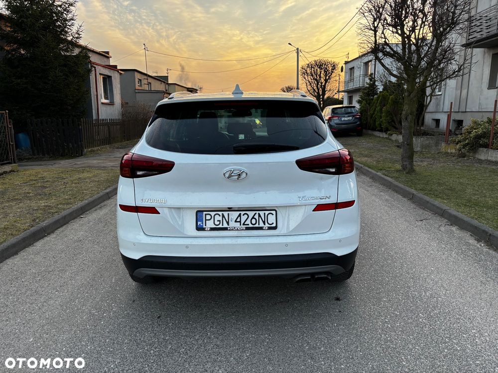 Hyundai Tucson 1.6 CRDi 48V-Hybrid 2WD DCT Select - 8