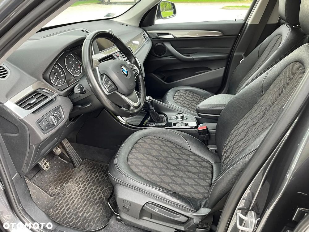 BMW X1 sDrive18d - 9