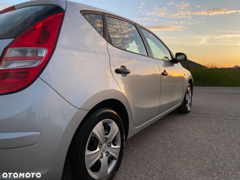 Hyundai i30 1.4 Edition Plus - 13