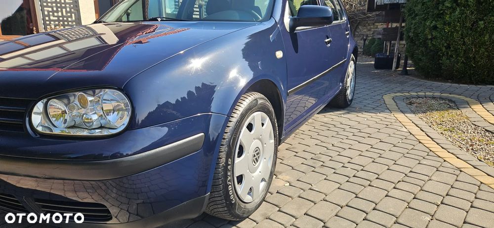 Volkswagen Golf - 17