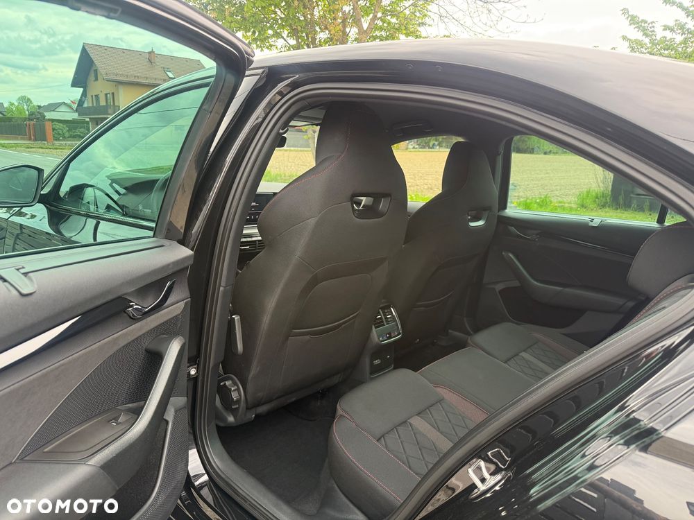 Skoda Octavia 2.0 TDI RS DSG - 19
