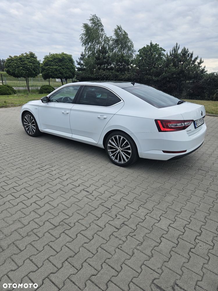 Skoda Superb 1.8 TSI L&K DSG - 4