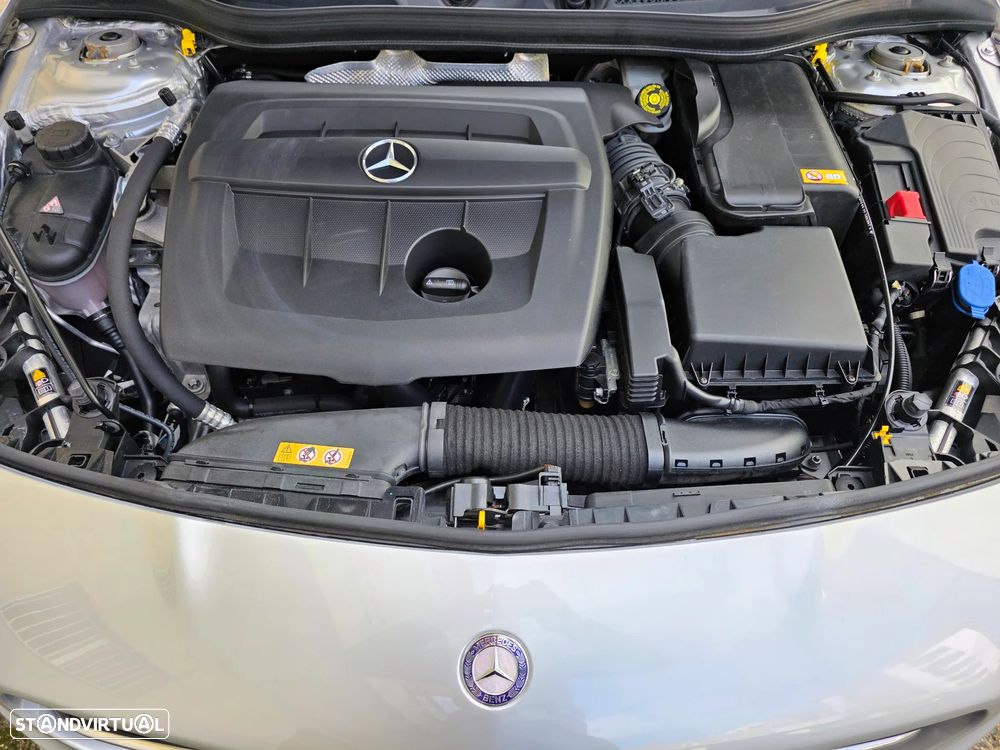 Mercedes-Benz CLA 180 d Shooting Brake AMG Line Aut. - 60