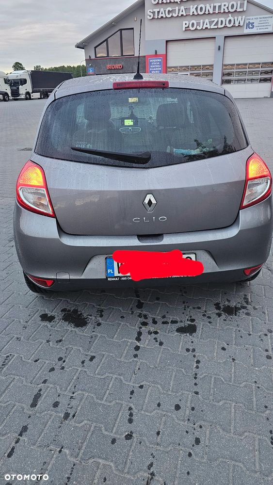 Renault Clio - 5