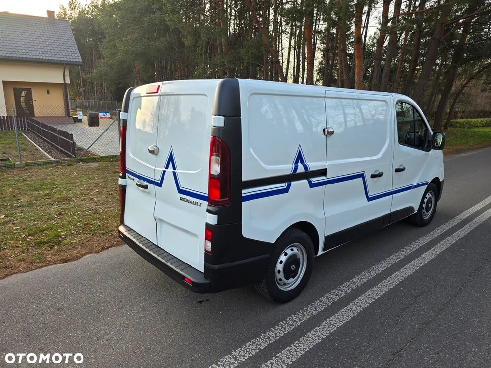 Renault TRAFIC - 7