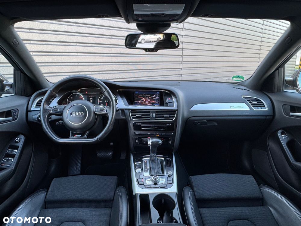 Audi A4 Avant 2.0 TDI DPF quattro S tronic S line Sportpaket - 6