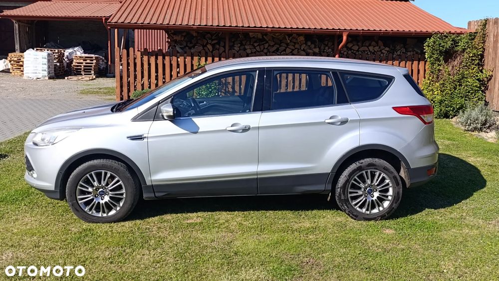 Ford Kuga 2.0 TDCi 4x4 Titanium - 2