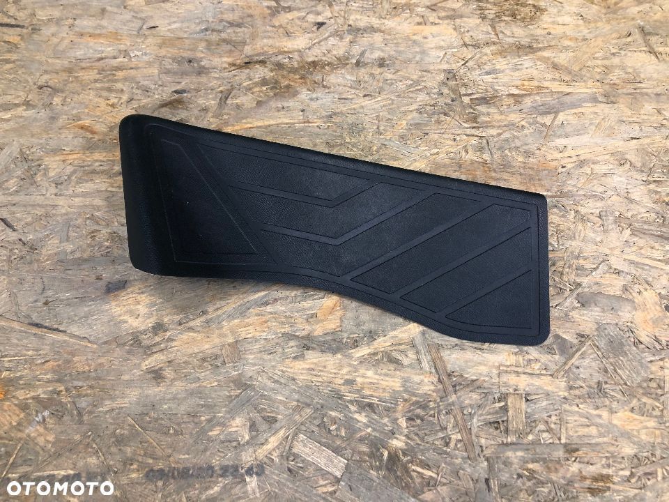 PEUGEOT 3008 II 2016-> OSŁONA PODSTOPNICA STOPKA STOPIEŃ PEDAŁÓW EUROPA 9811350777