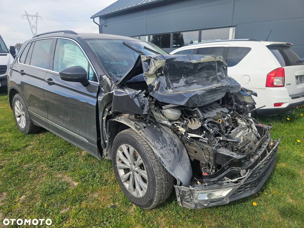 Volkswagen Tiguan 1.6 TDI SCR Comfortline - 14