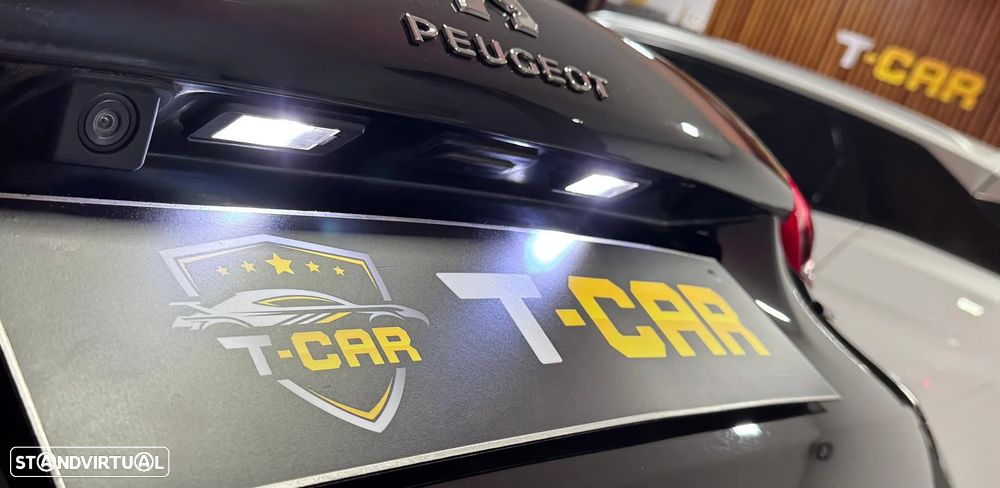 Peugeot 2008 1.2 PureTech GT Line - 16