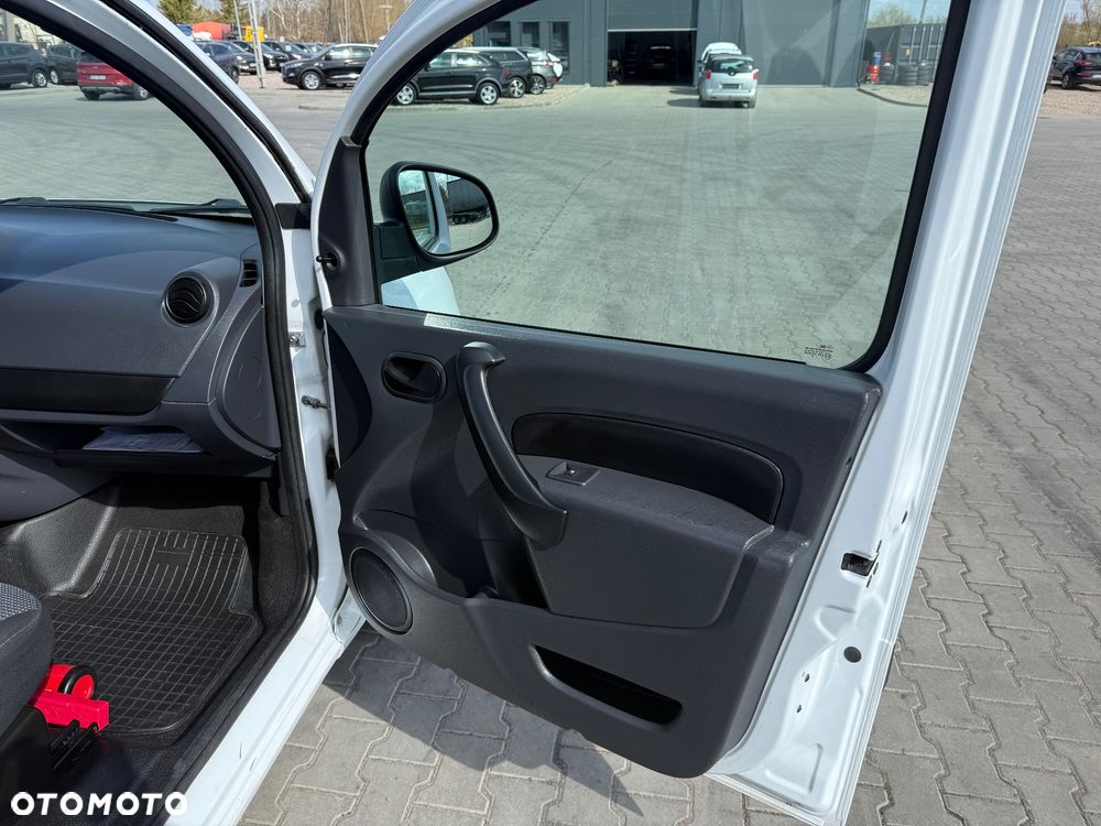 Mercedes-Benz CITAN - 16