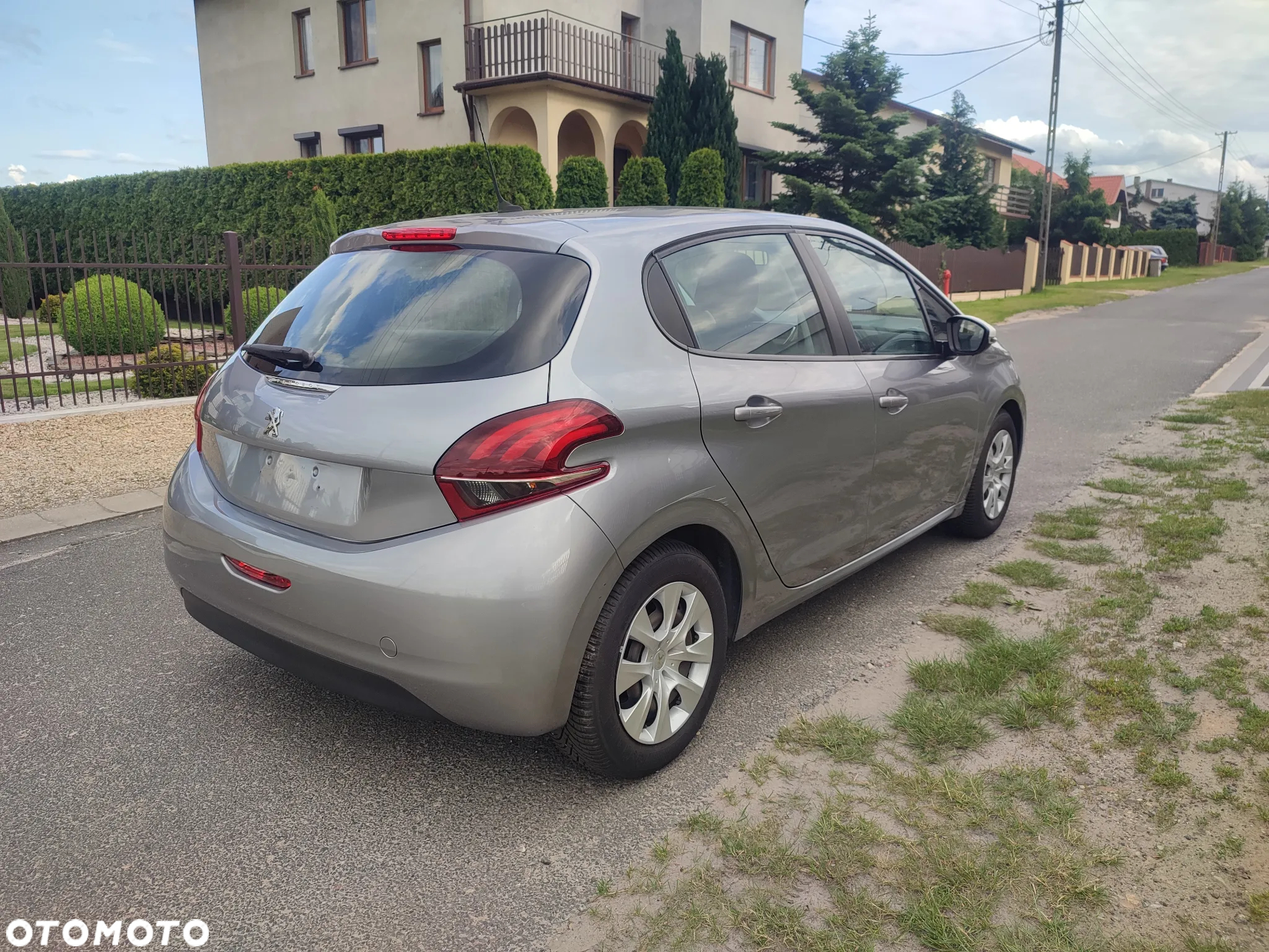 Peugeot 208 1.2 PureTech GPF Active S&S - 9
