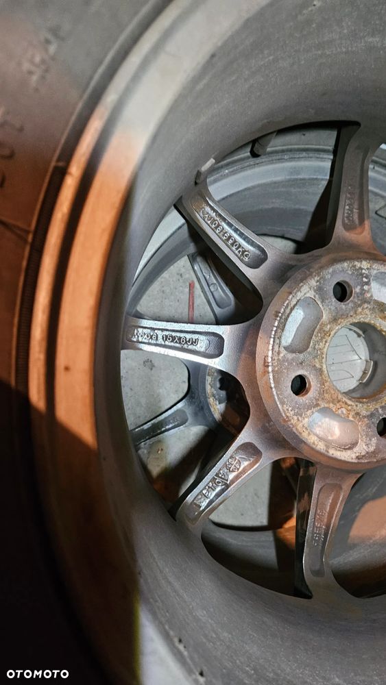 Komplet felgi razem z oponami letnie - 6