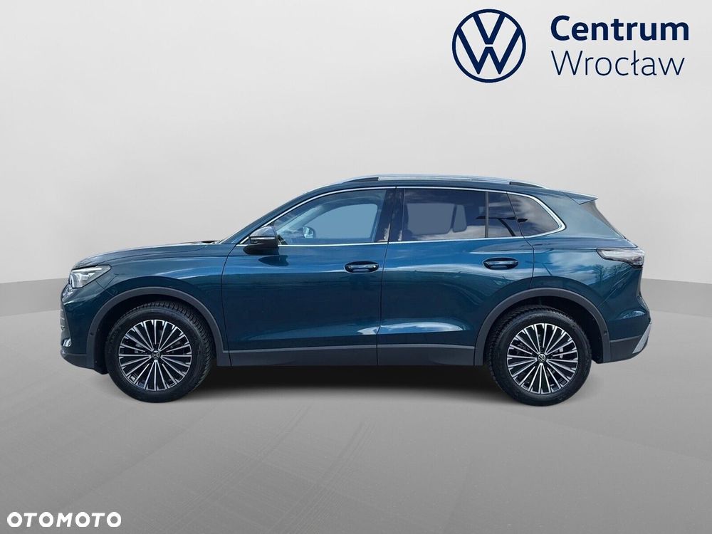Volkswagen Tiguan - 12
