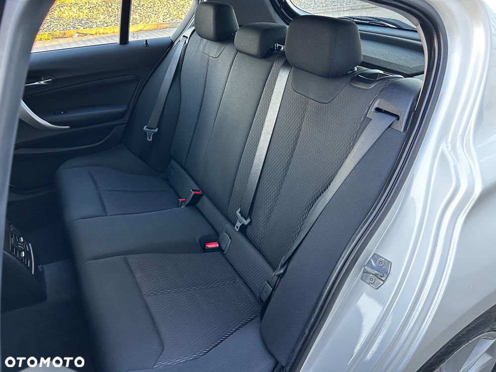 BMW Seria 1 - 37
