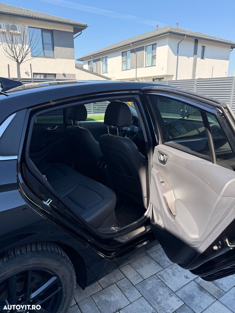 Hyundai IONIQ 1.6 GDI Premium - 7