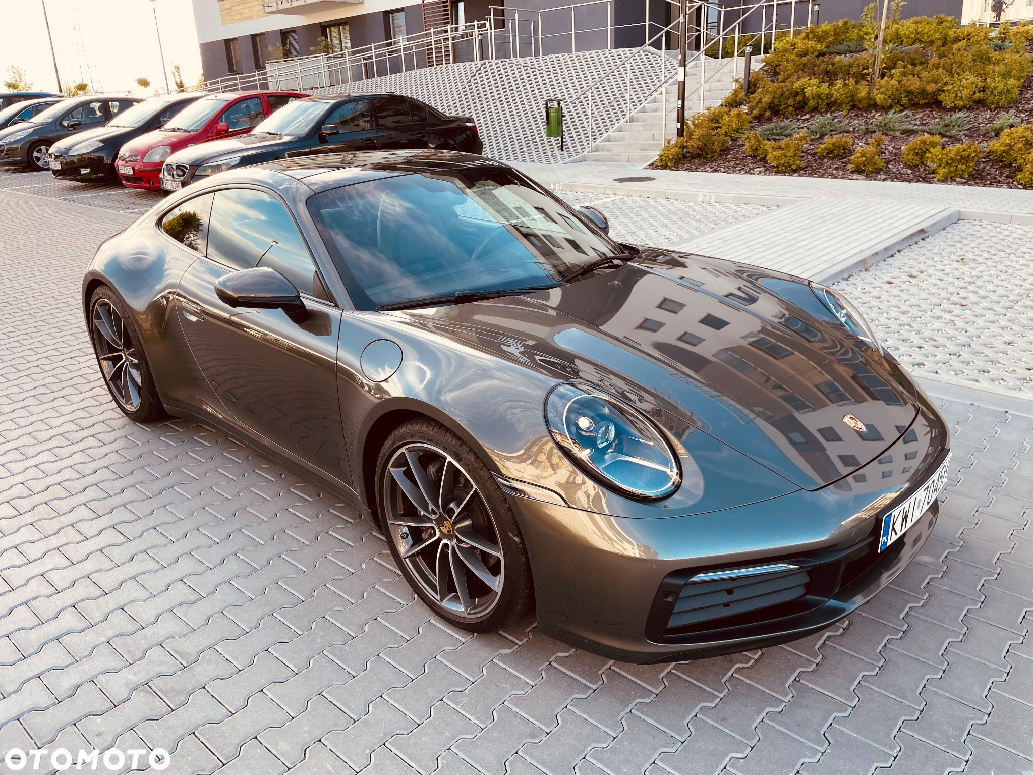 Porsche 911 Carrera - 2