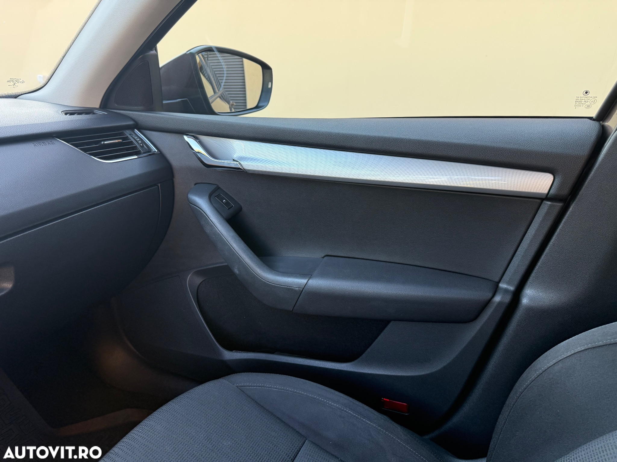 Skoda Octavia 1.6 TDI Elegance - 9