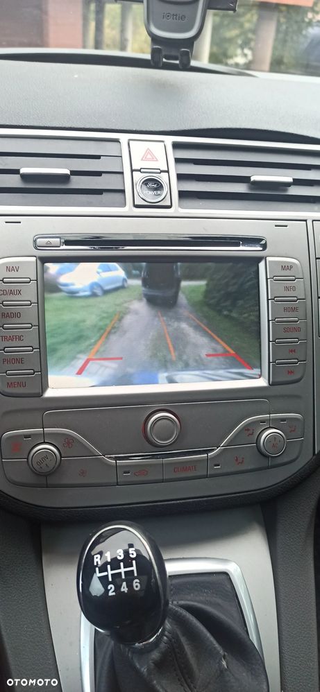 Ford Kuga 2.0 TDCi 4x4 Titanium - 2