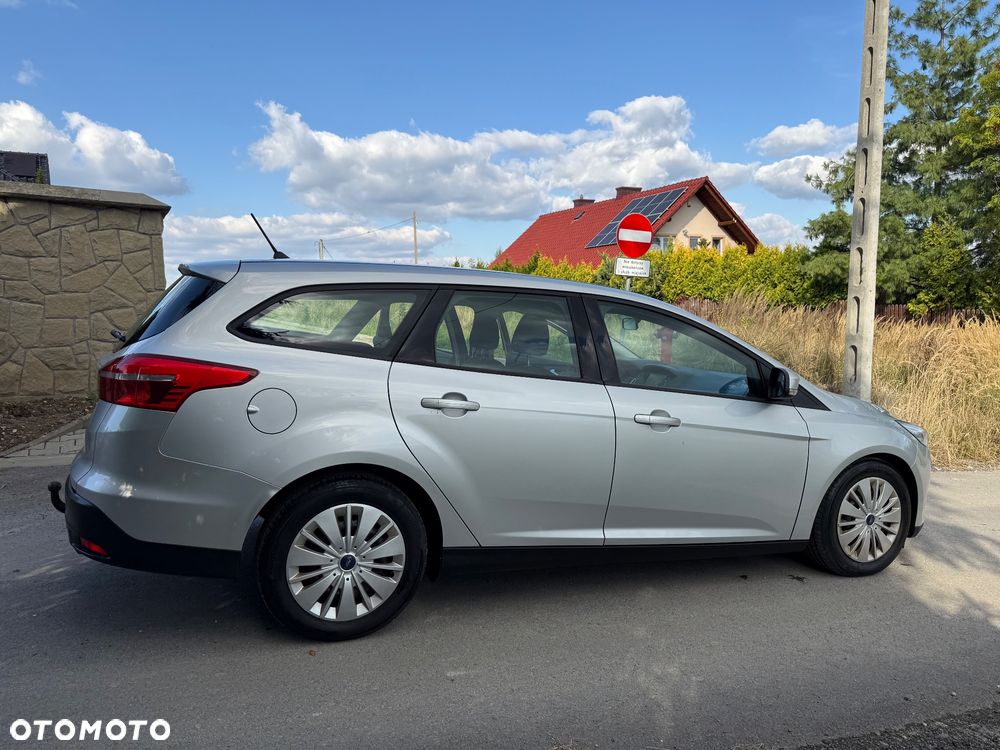 Ford Focus 2.0 EcoBlue Titanium Business - 27