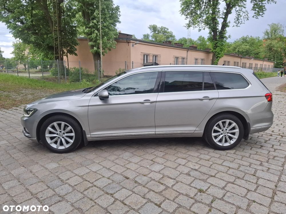Volkswagen Passat 2.0 TDI SCR DSG Highline - 3