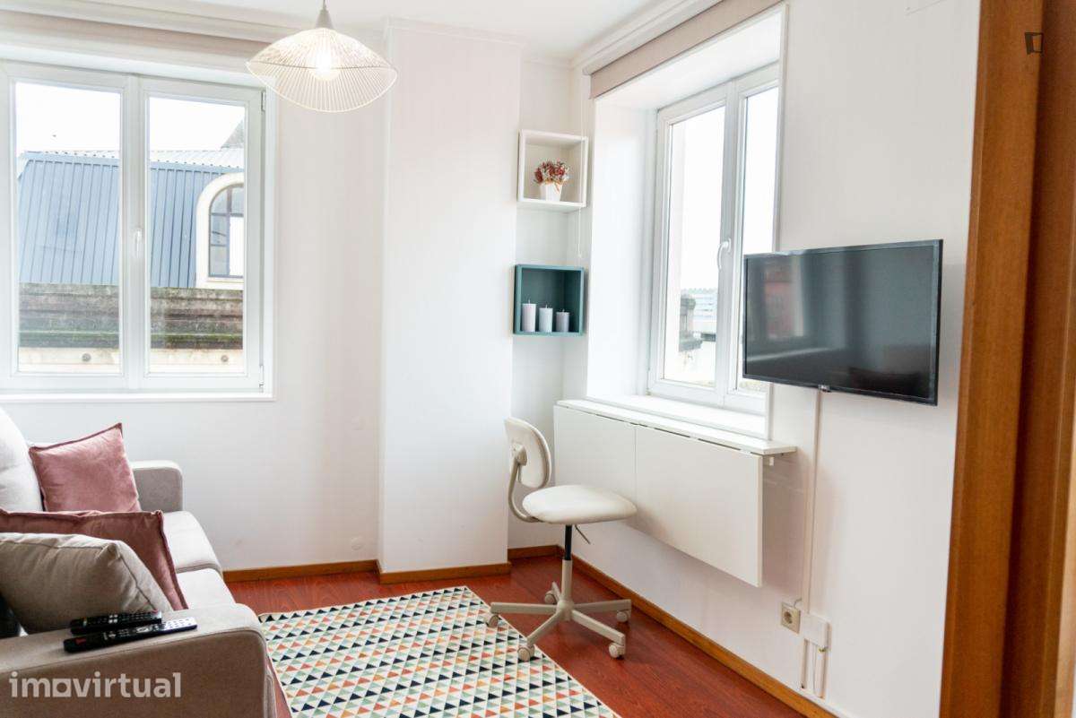 Apartamento com 1 quartos - localizado em Cedofeita Porto - Grande imagem: 4/30