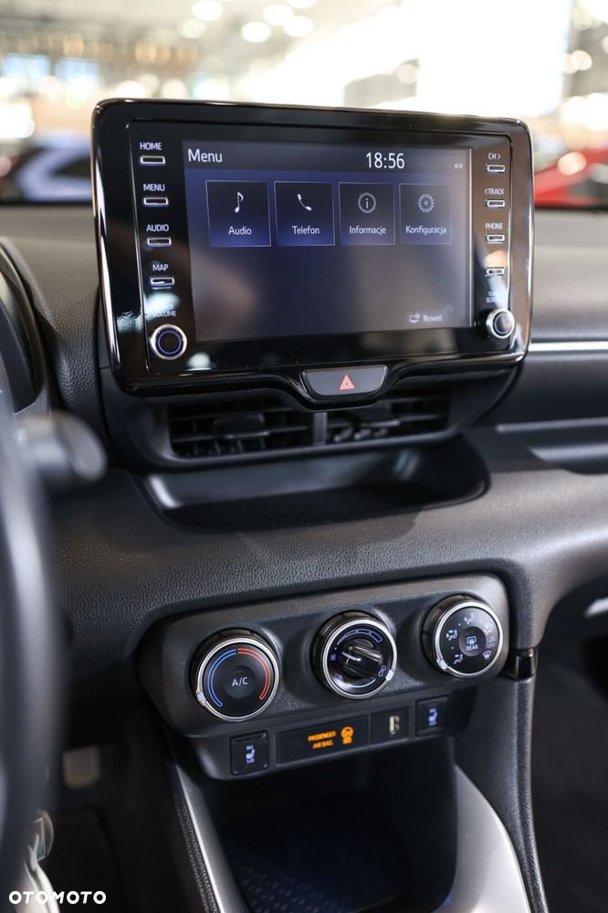 Toyota Yaris - 22