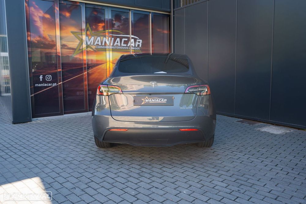 Tesla Model Y Long Range Dual Motor AWD - 6
