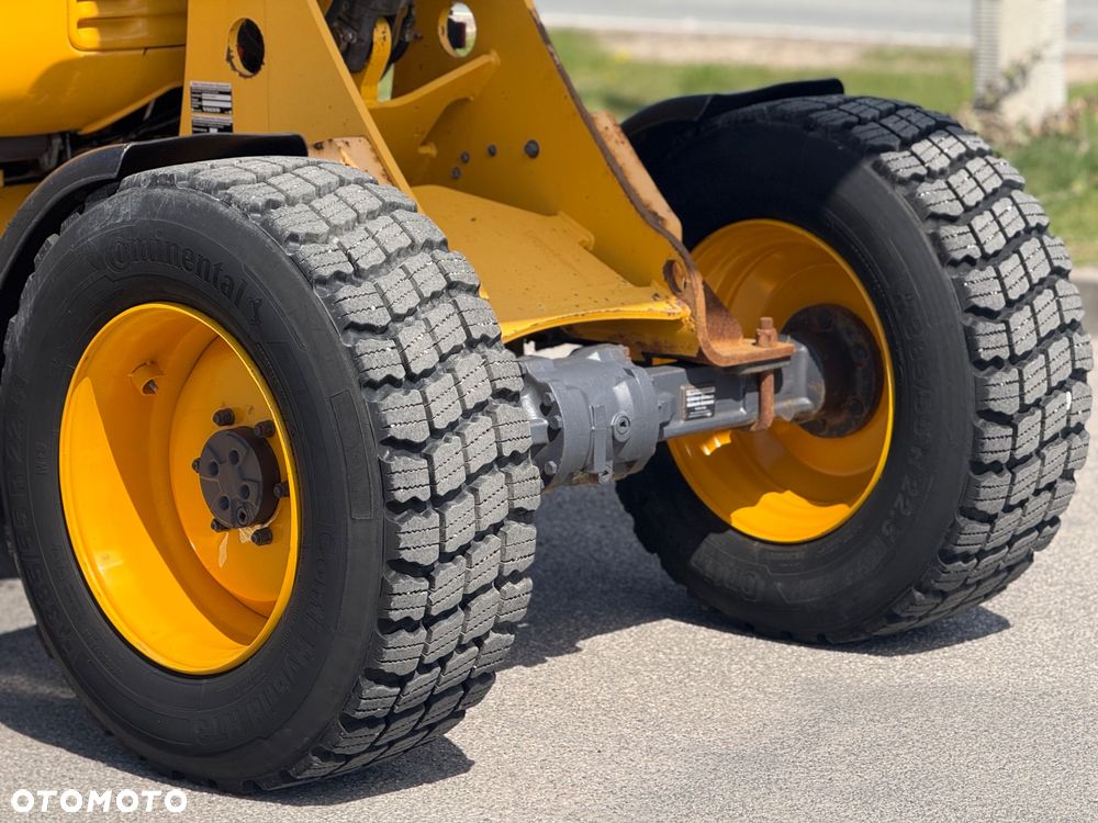 Volvo L25F - 5