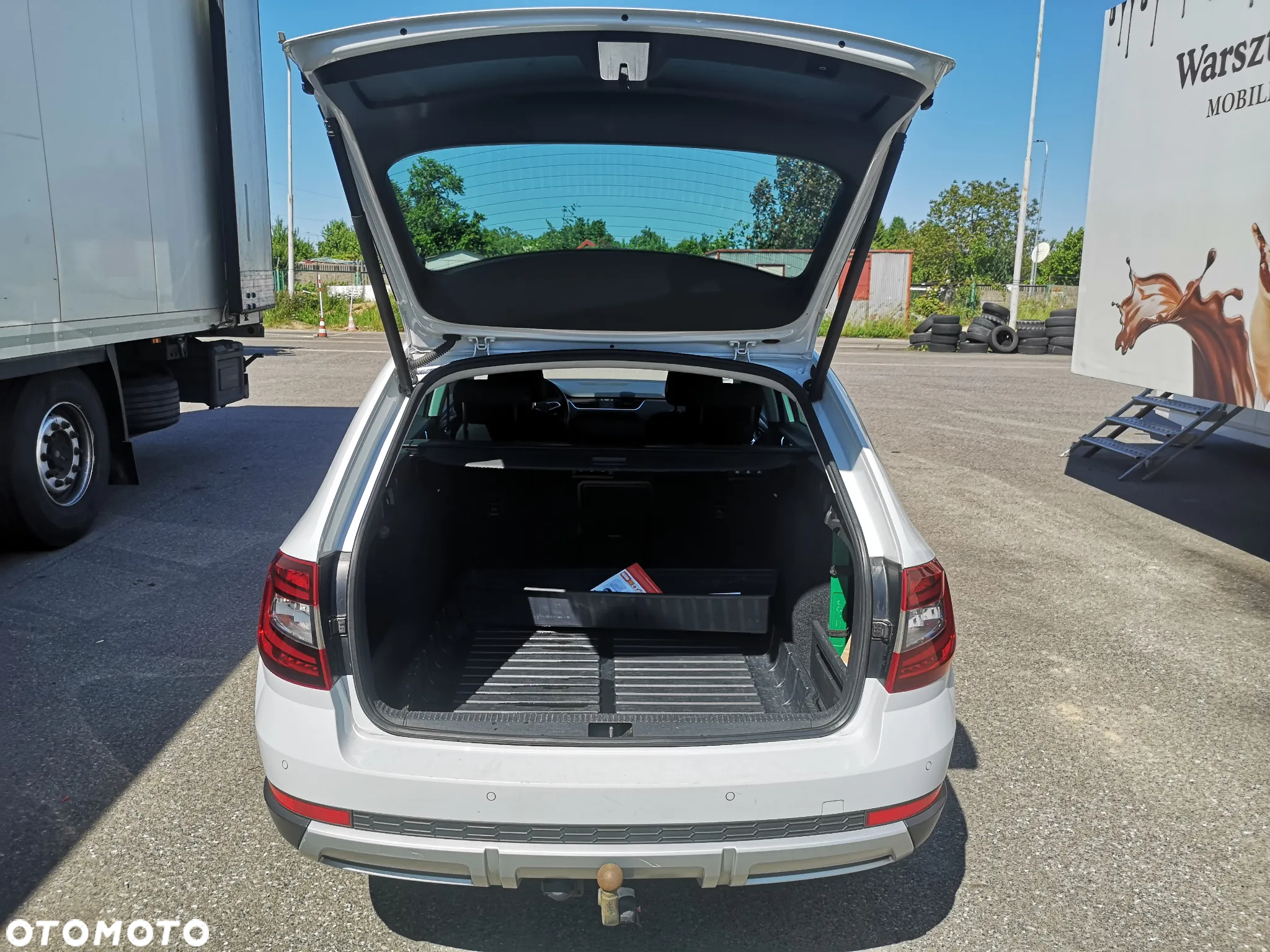Skoda Octavia Combi 2.0 TDI 4x4 DSG Scout - 8