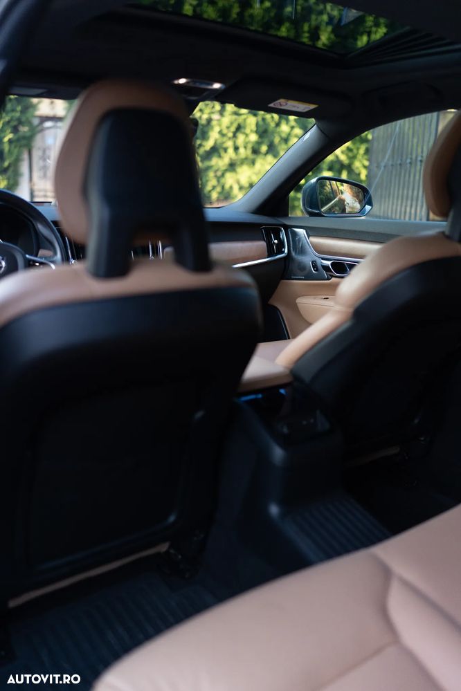 Volvo S90 T8 Twin Engine AWD Geartronic Inscription - 24