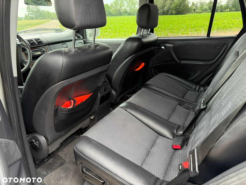 Mercedes-Benz ML - 10